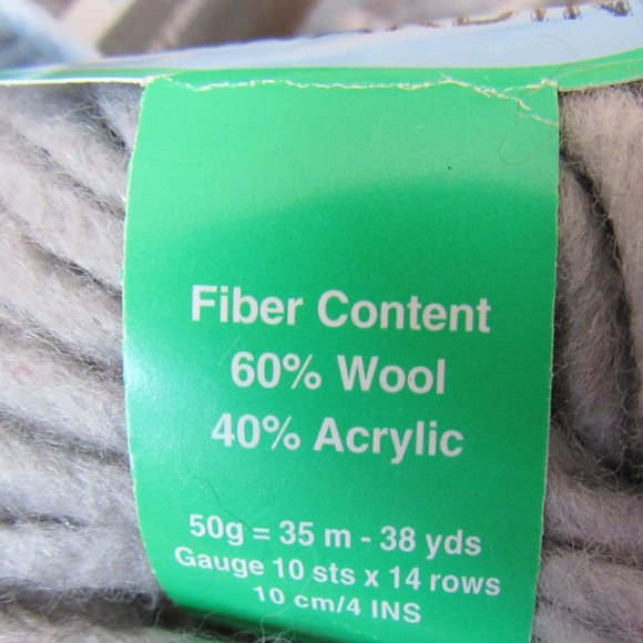 Lot 3+ sks of Wool Blend Yarn - Picture 2 of 5